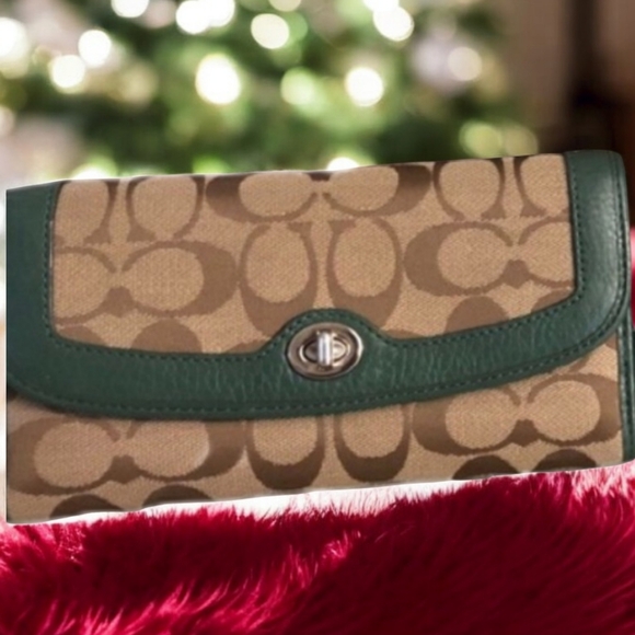 Pending SALE π₯EUC π Authentic COACH Handbags, pockets & Wallet - Picture 7 of 8